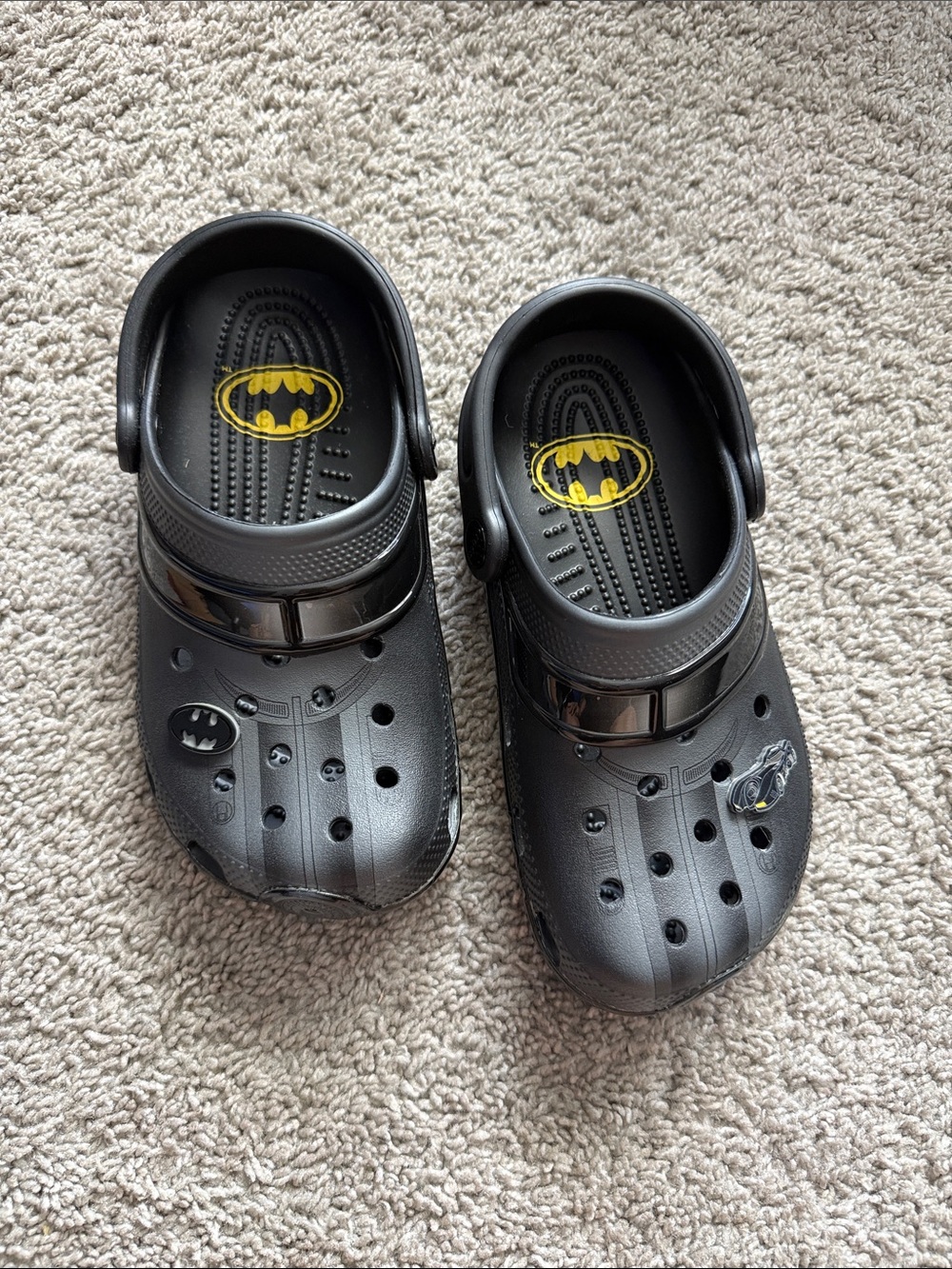 Kids Black Batman Clog Sandals NWOT J4